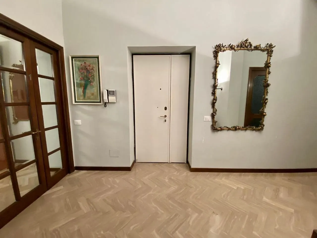 Il Balcone Sul Teatro Apartment La Spezia Italy